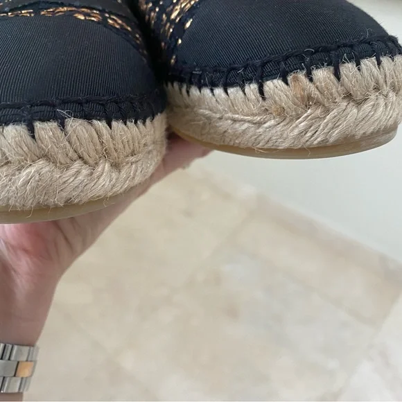 Chanel Espadrilles Excellent Price; Size 42 - Picture 4 of 9